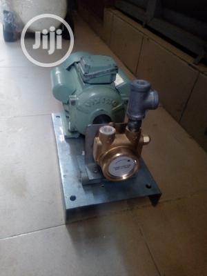 Gas Pump Machine