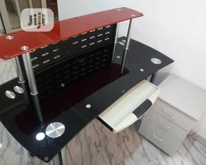 Reception Table (Glass)