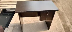 Laptop, Reading Table