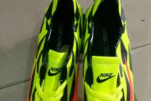 Professional Size 43 Nike Latest Boot