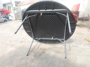 4ft Diameter Round Plastic Table