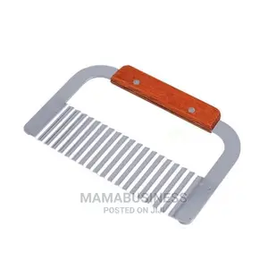 Stainless Steel Vegetable Wooden Handle Crinkle Cutter