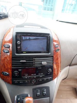 Toyota Sienna DVD, USB, SD Card and Bluetooth