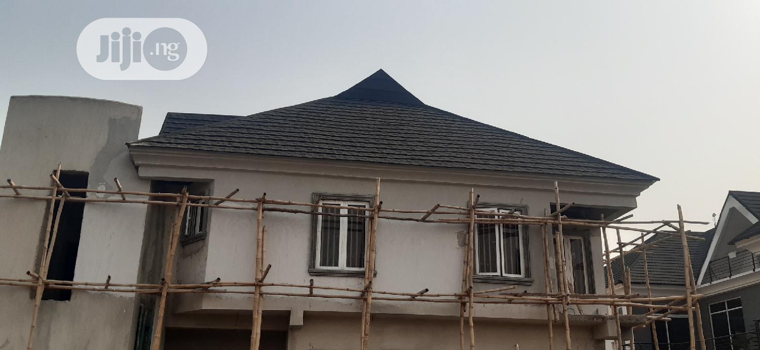 Solid Black Shingle