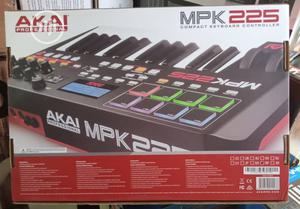 High Quality AKAI MPK225 Studio Keyboard