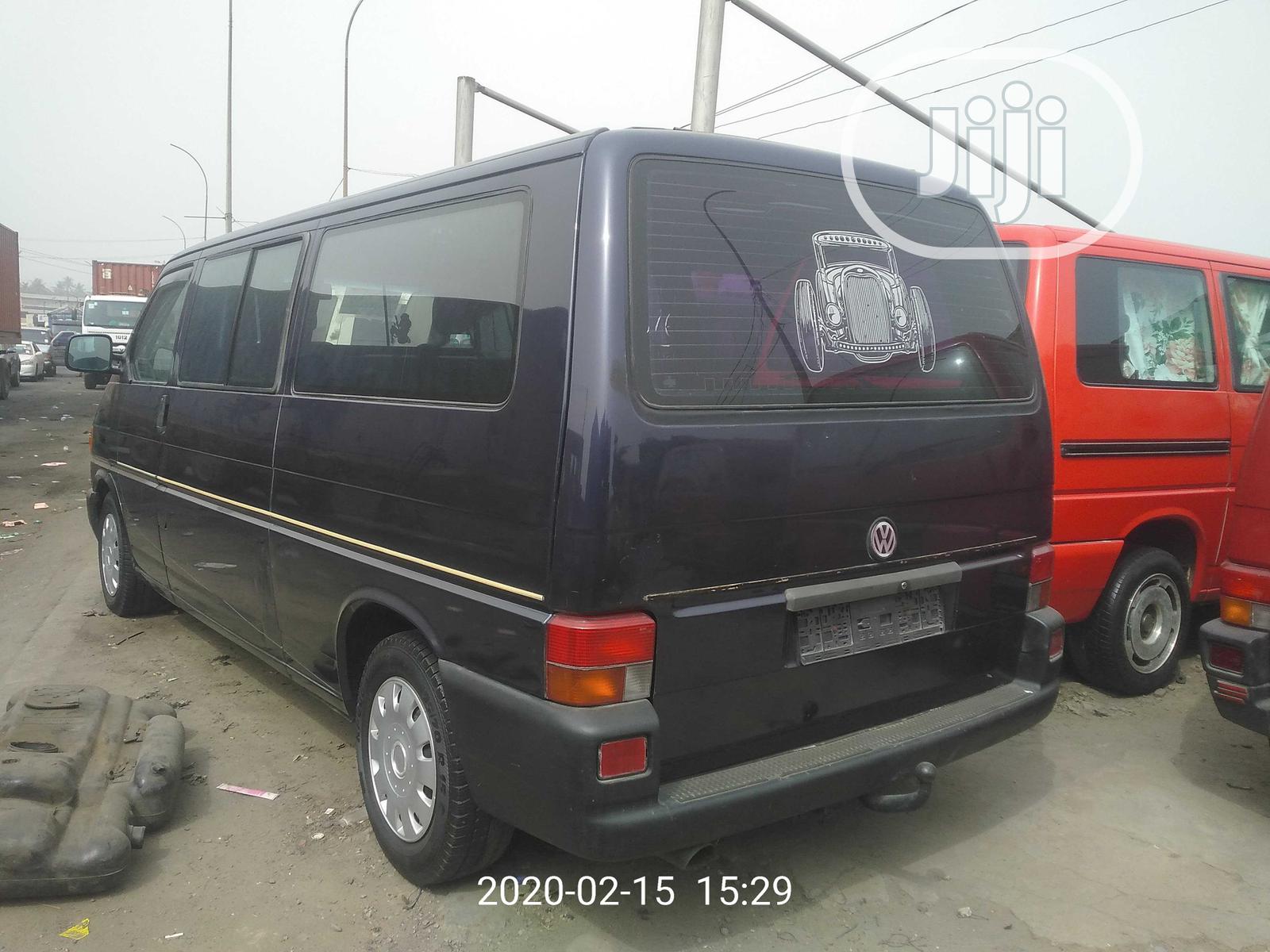Volkswagen Transporter 2000 Black