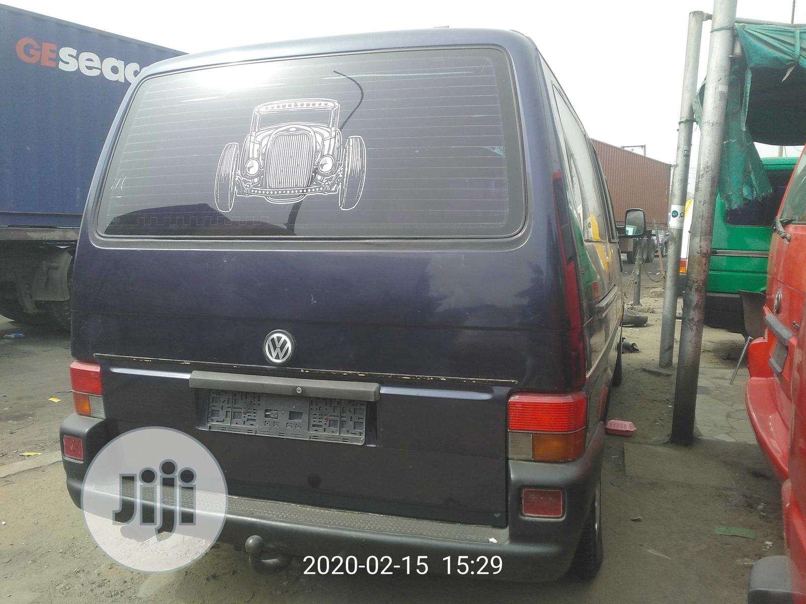 Volkswagen Transporter 2000 Black