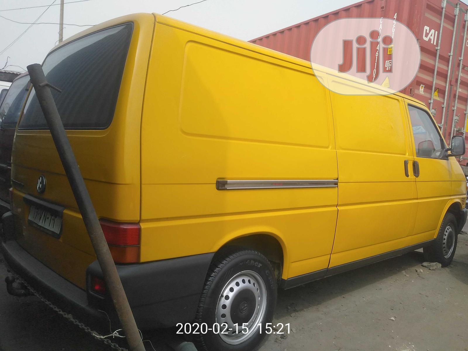 Volkswagen Transporter 2000 Gold