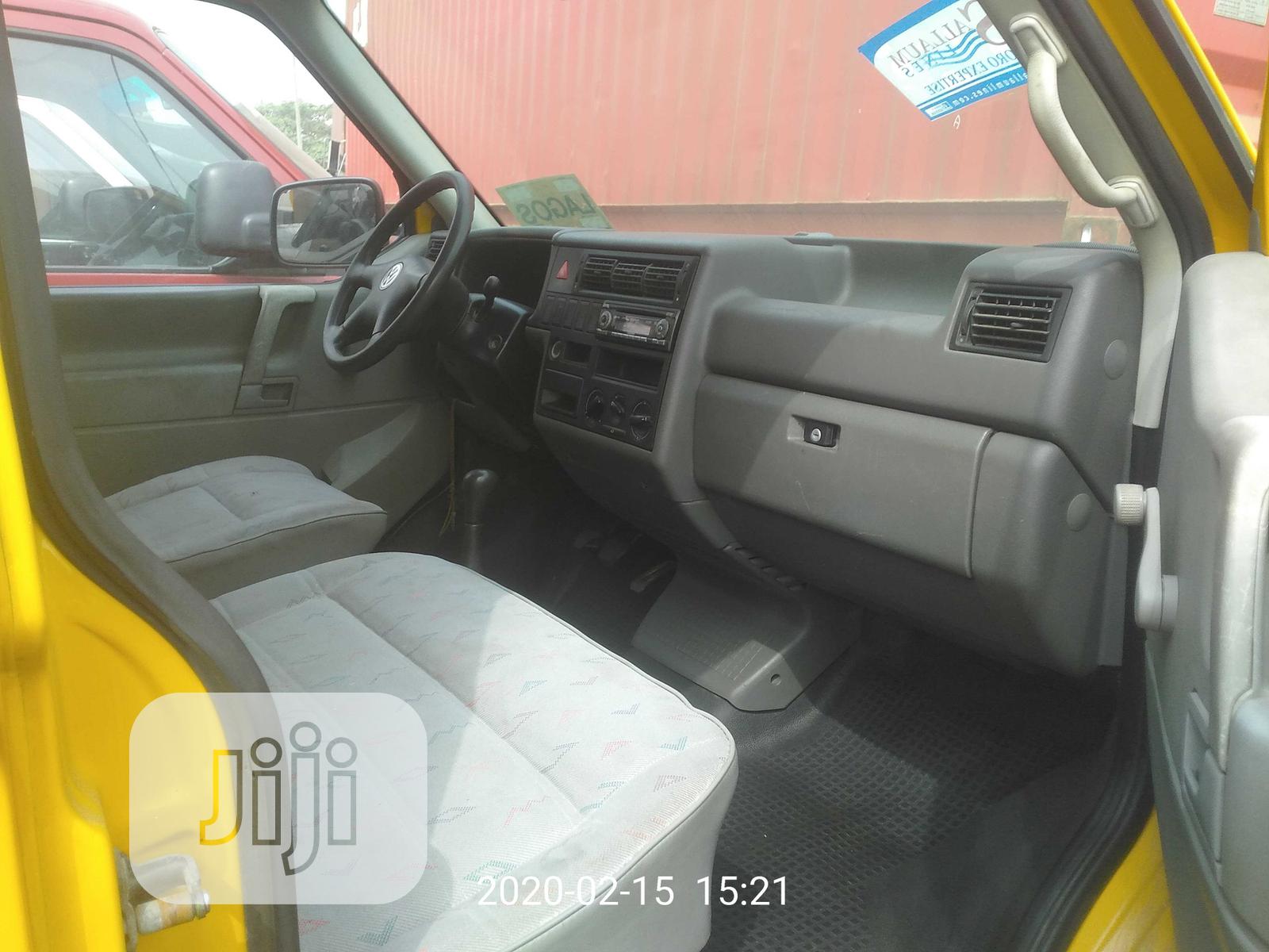 Volkswagen Transporter 2000 Gold