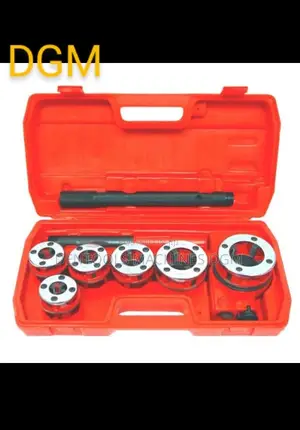 Ratcheting Pipe Threading Dice Set