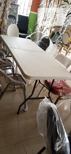 Folding Table by 10