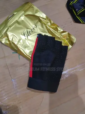 Weight Glove With Knocks