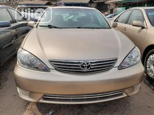 Toyota Camry 2005 Gold