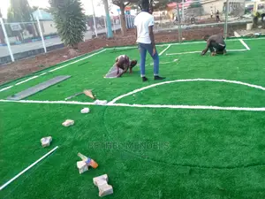 Fake Green Grass Installation For Mini Handball Pitch Installation