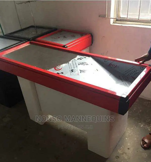 Cashier Table