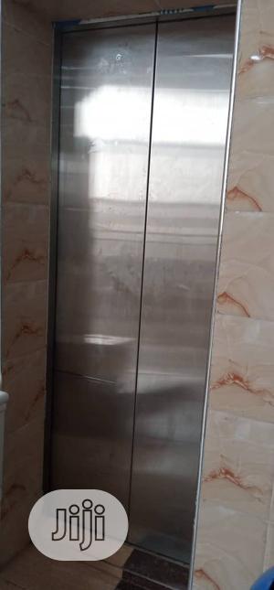 Lift Elevator Door
