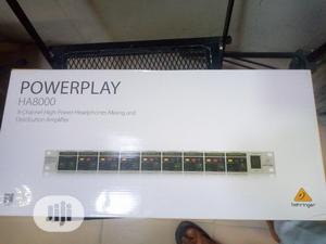 BEHRINGER 8-Channel High-Power Headphones Amplifier