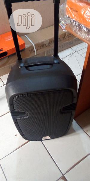 Strong Wireless Speaker