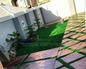 Original & Soft Artificial Green Grass For Indoor/Outdoor Use.