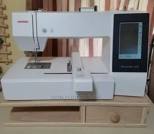 Janome Memory Craft 550e Embroidery Machine
