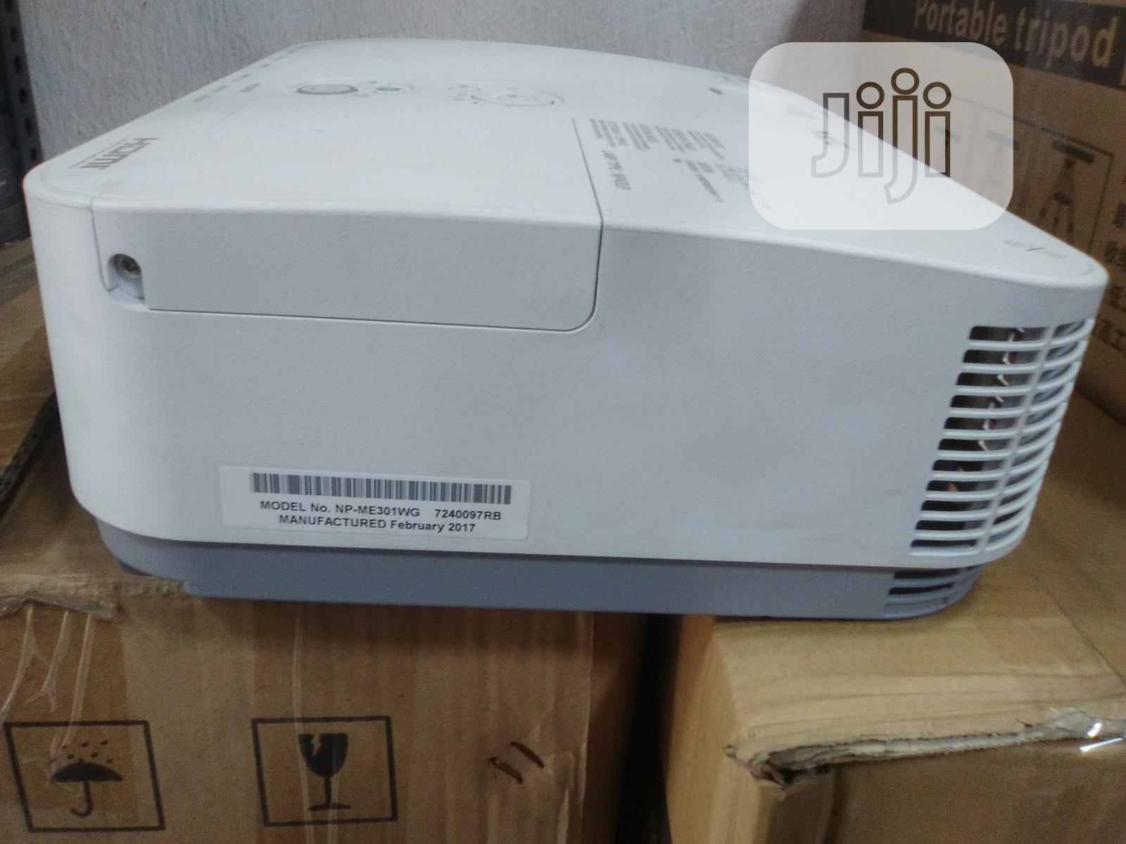 Nec Projector