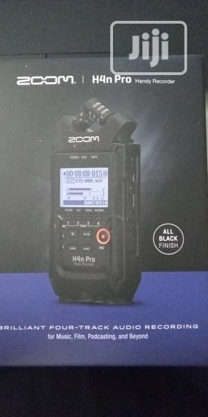 Zoom H4n Pro 4-Input / 4-Track Portable Handy Recorder