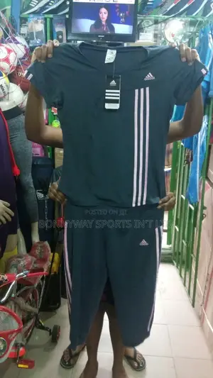 Grey With Stripe Colour Gym Outfit
