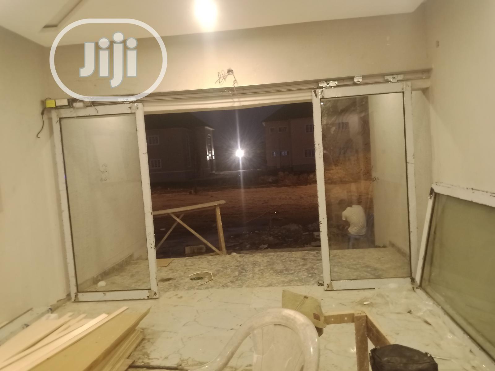 Automatic Sliding Doors