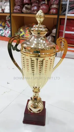 Italian Made Golding Trophy
