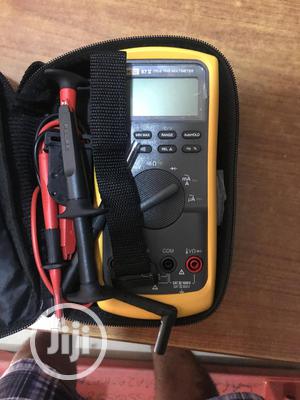 Fluke 87v/E2 Kit Digital Multimeter