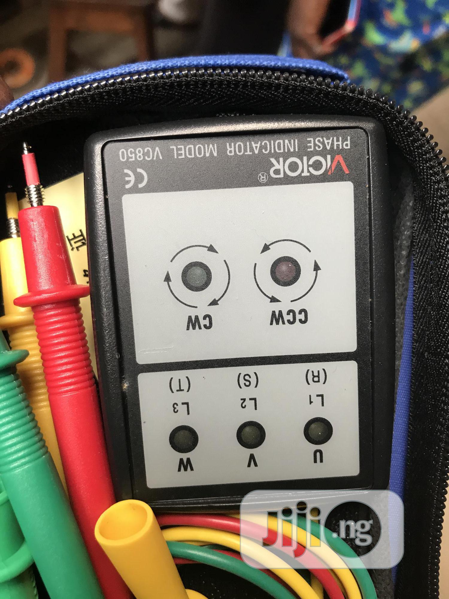 Phase Indicator