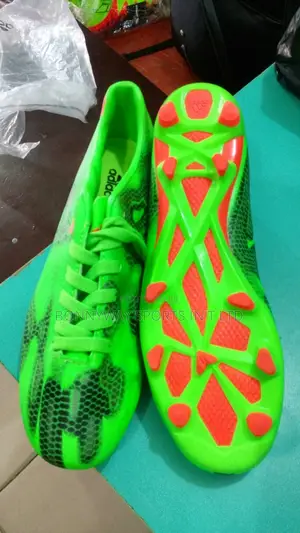 Size 40 Adidas Soccer Boot
