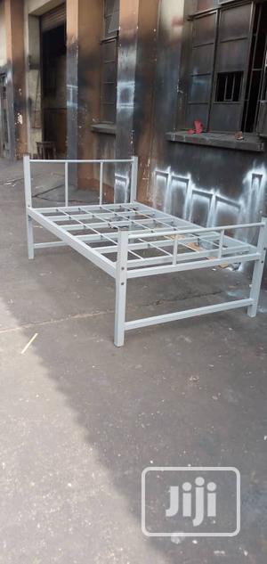 Single Bed (Metal Bed Frame 4x6ft)