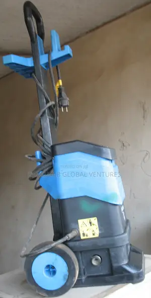KEW Xtra 2500 Pressure Washer. Versatile. Durable. Meter