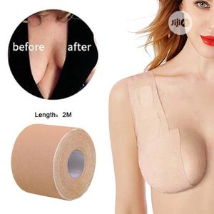 Self Adhesive Nipple Silicone Breast Lift Tape Strapless Bra