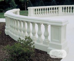 Classic Style Balustrade Curved Railings Set.