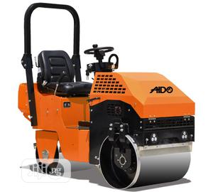 Mobile Vibrating Road Roller Machine