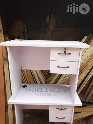 Office Table (3feet)