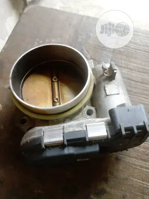 Mercedes Benz Throttle Body/Actuator M272 W204, GLK, Ml350,