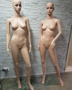 Bald Head Female Mannequin