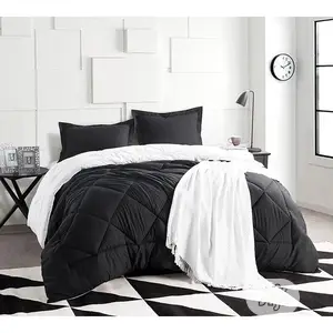Nice Black Duvet,Bedsheet With 4 Pillow Cases