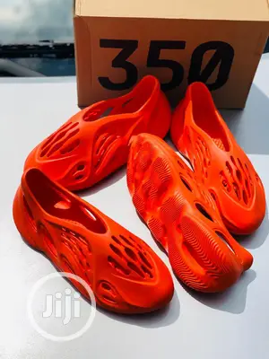 Yeezy Foam Runner