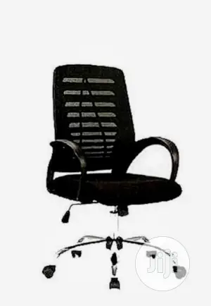 Black Mesh Swivel Office Chair