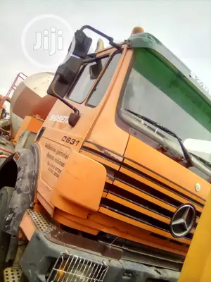 Foreign Used Mercedes-Benz 2007 Mixer for Sale