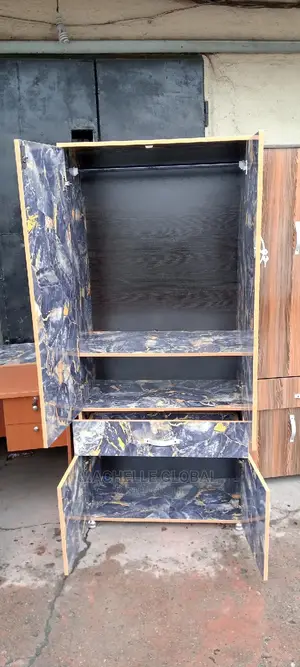 Portable Wardrobe