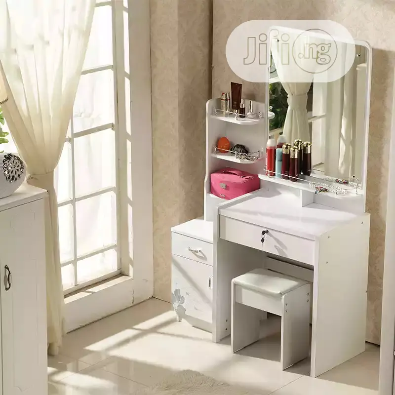 Dressing Mirror