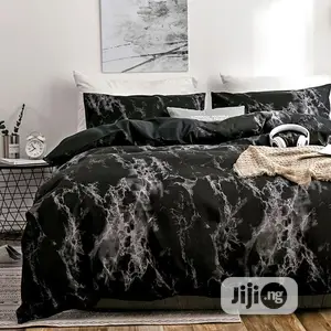 Mature Duvet,Bedsheet With 4 Pilllow Cases
