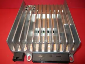 Mercedes Benz Radio Amplifier