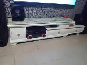 Italian Unique Design Tv Stands With Glass Top