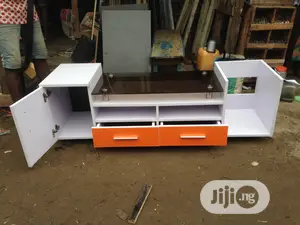 T v Stands